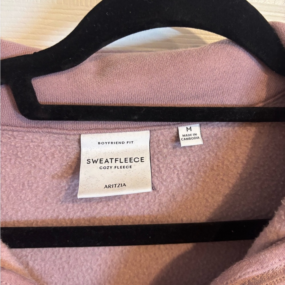 Aritzia woman’s Dusty Pink Zip-Up Sweater - Picture 3 of 3